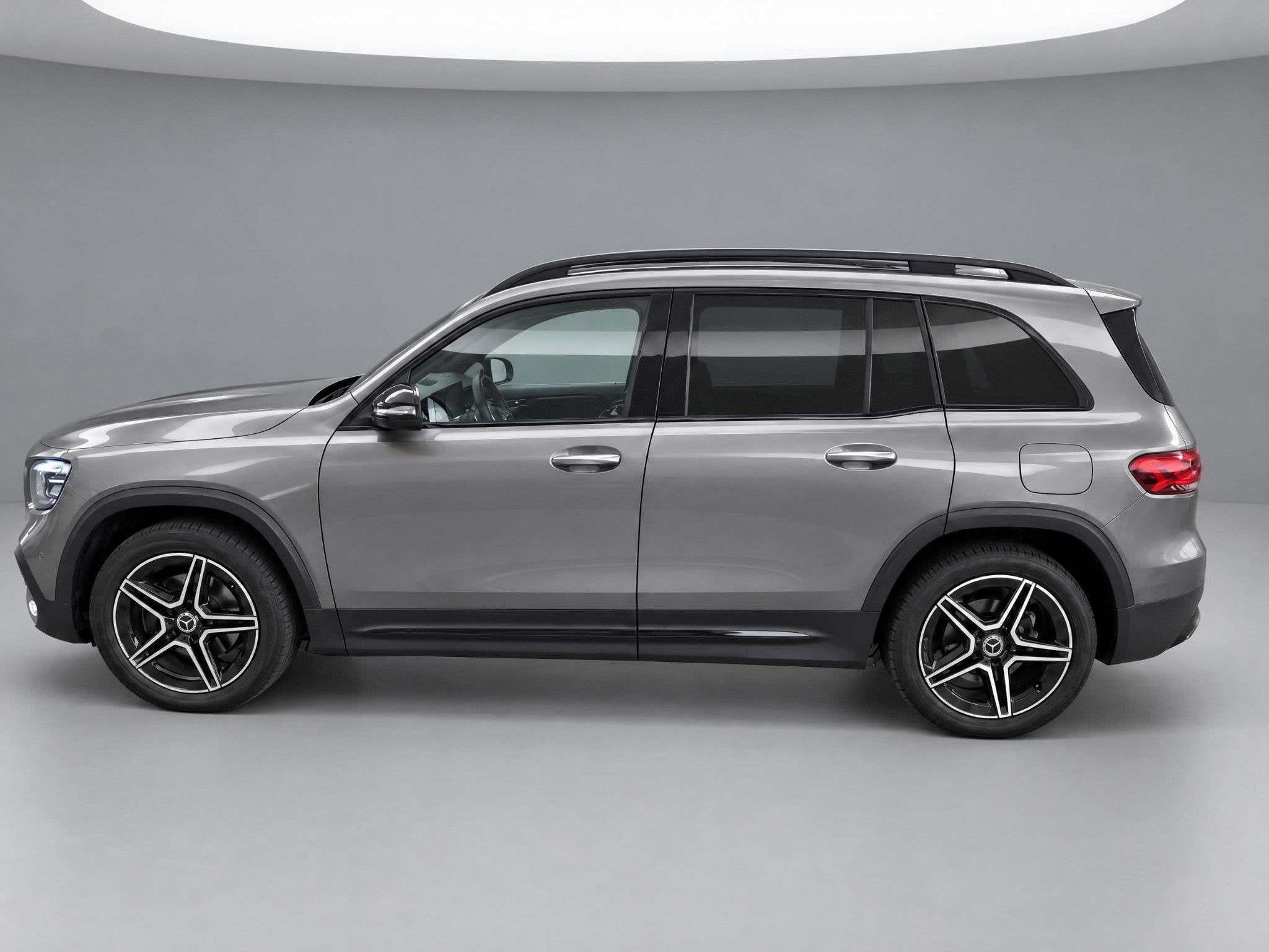 Mercedes-Benz GLB 200 AMG Line | Panoramadak | Sfeerverlicht, Auto's, 4 cilinders, Leder en Stof, 163 pk, Origineel Nederlands