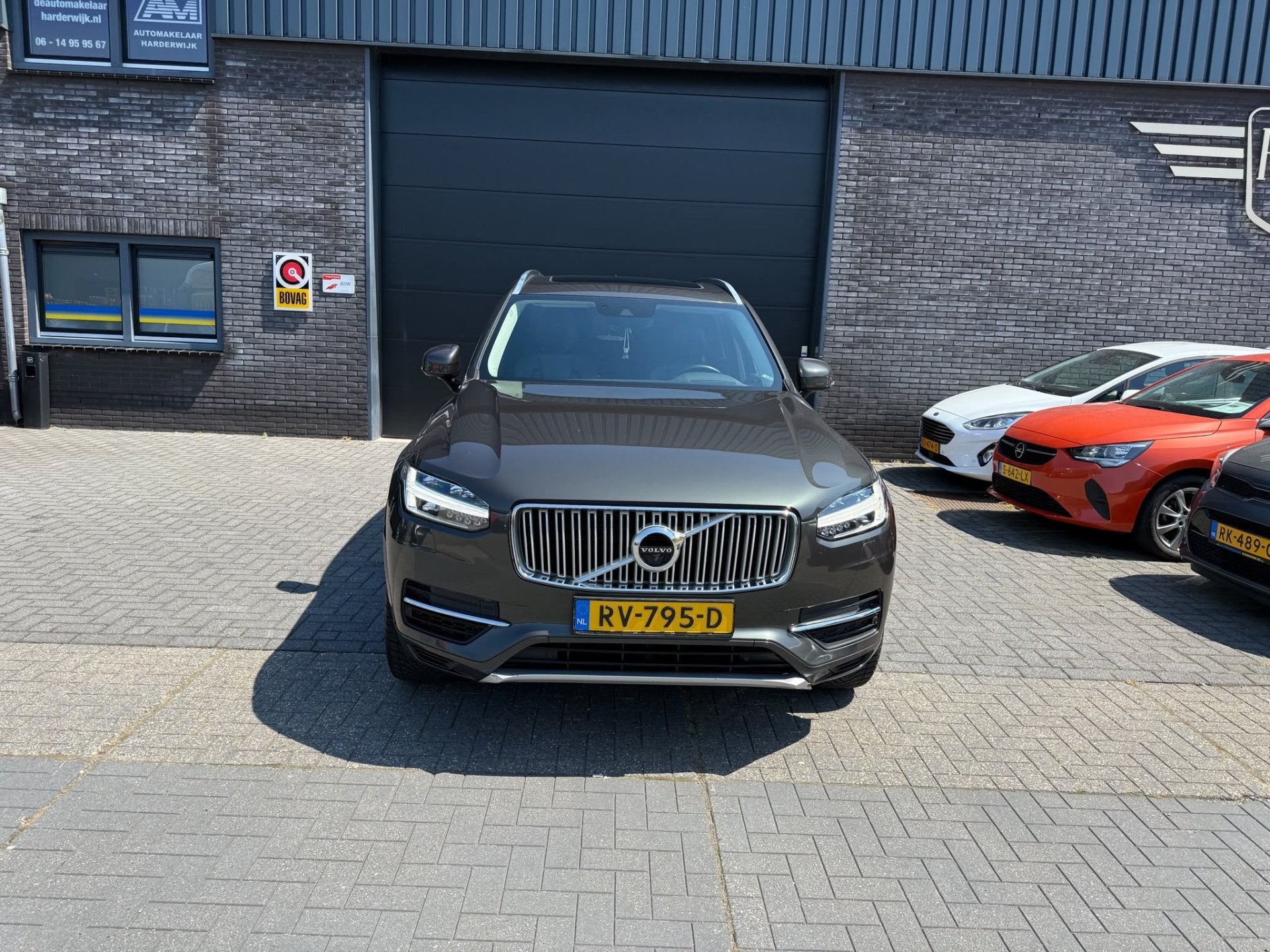 Volvo XC90 2.0 T8 Twin Engine AWD Inscription |SOH 83%| NIEU, Gebruikt, 1969 cc, 7 stoelen, Bedrijf