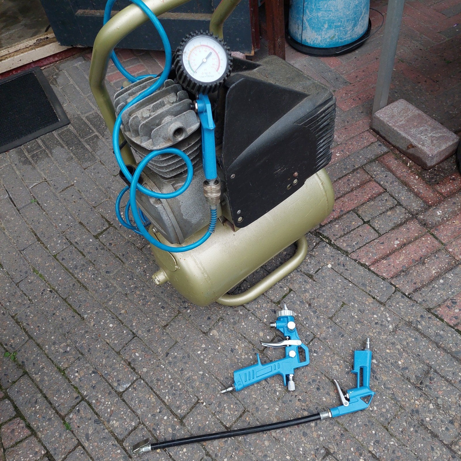 Luchtcompressor, 100 liter of meer, Ophalen, Minder dan 200 liter/min