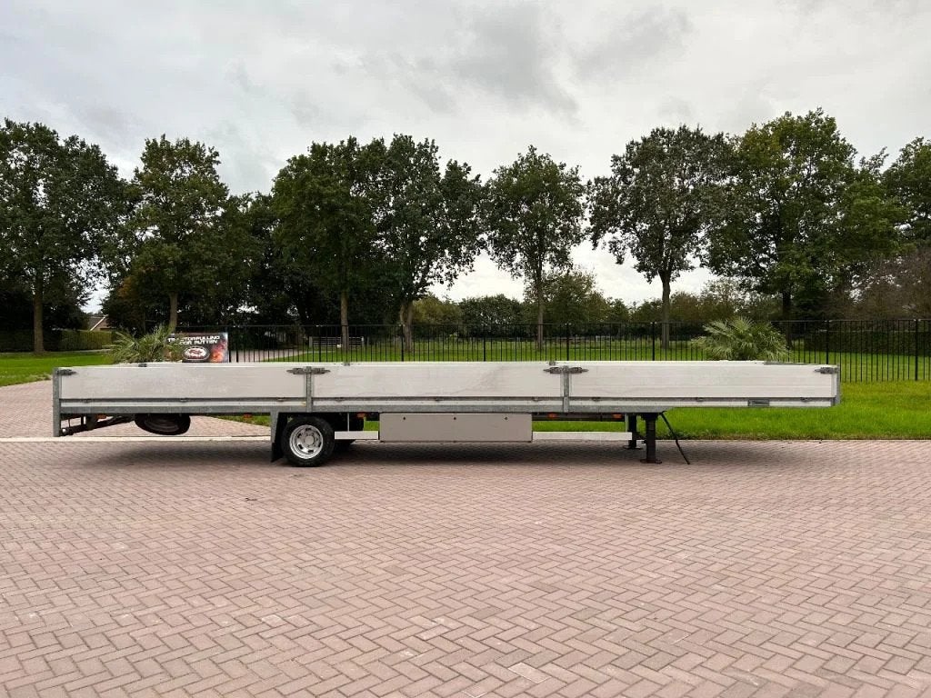 VELDHUIZEN Be oplegger vlak met luiken 5.5 ton (2015) 10 met, Auto's, Overige brandstoffen, Origineel Nederlands, Bedrijf, Aanhangers en Opleggers