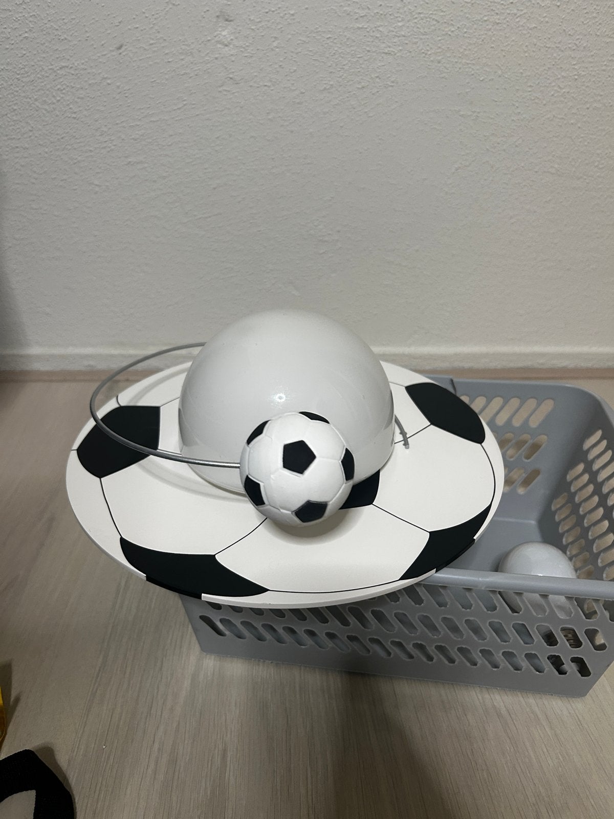 Voetbal plafondlamp, Ophalen, Wit, Gebruikt, Kunststof