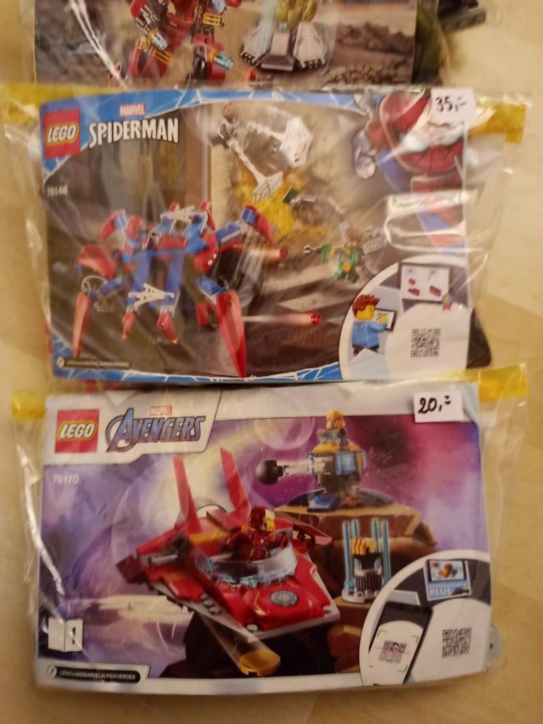 Lego Avengers 76170 en Spiderman 76148., Ophalen of Verzenden, Zo goed als nieuw