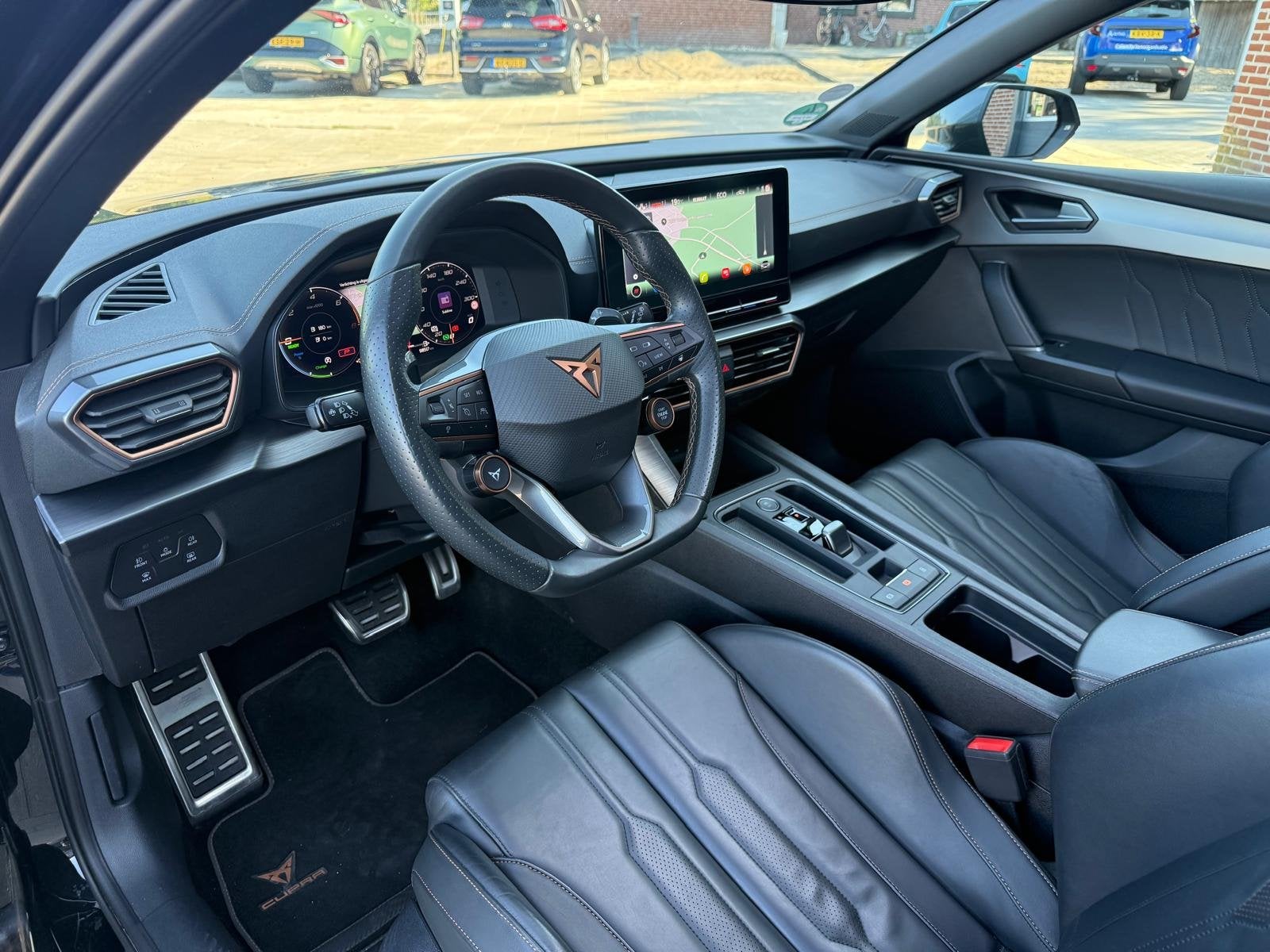 CUPRA Leon 1.4 e-Hybrid 245PK VZ Copper Edition CUP Navi | C, Auto's, Dealer onderhouden, 77 km/l, Gebruikt, 4 cilinders