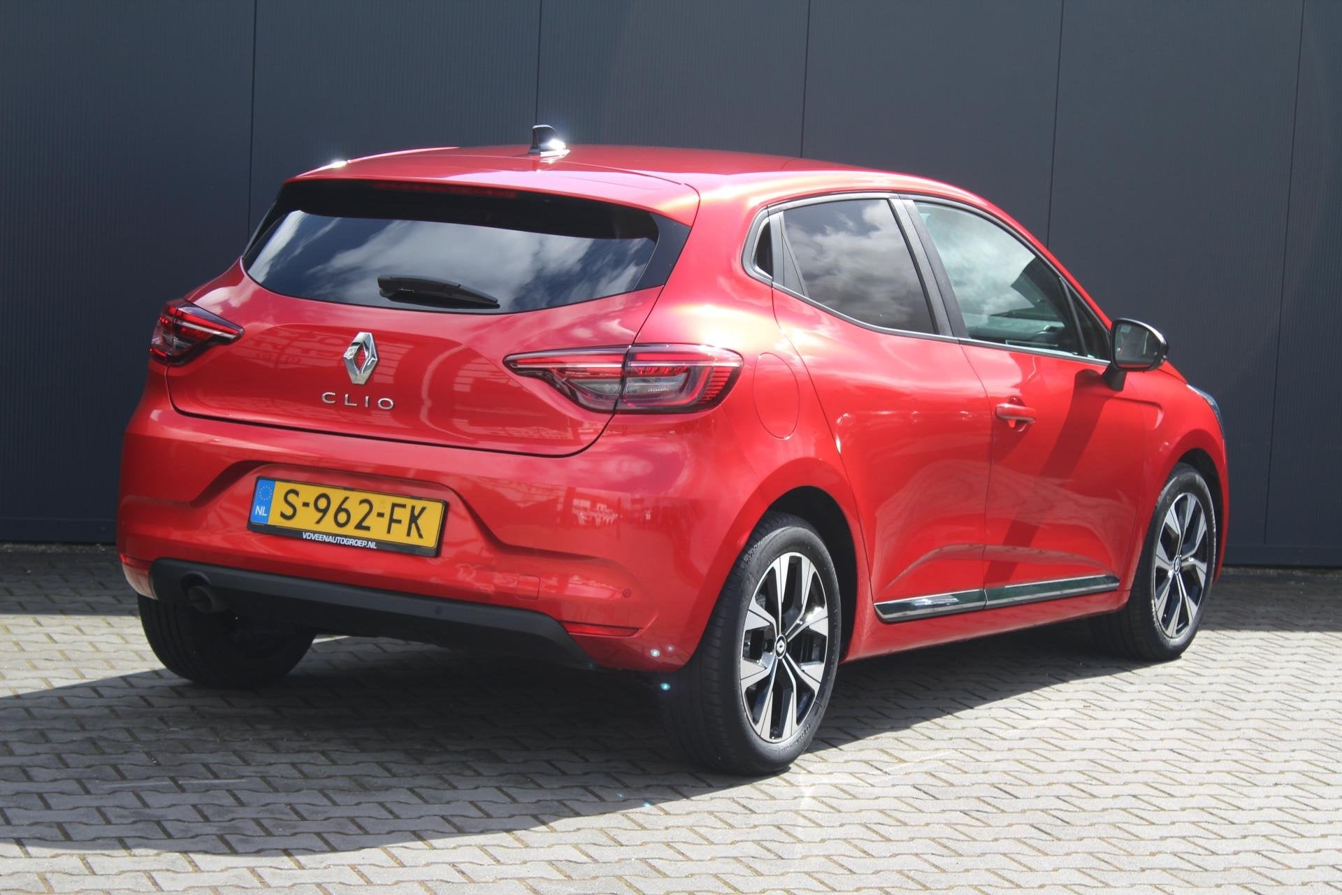 Renault Clio 1.0 TCe 90 Evolution | incl. 12 maanden garanti, Auto's, Renault, Voorwielaandrijving, Gebruikt, 580 kg, Bedrijf