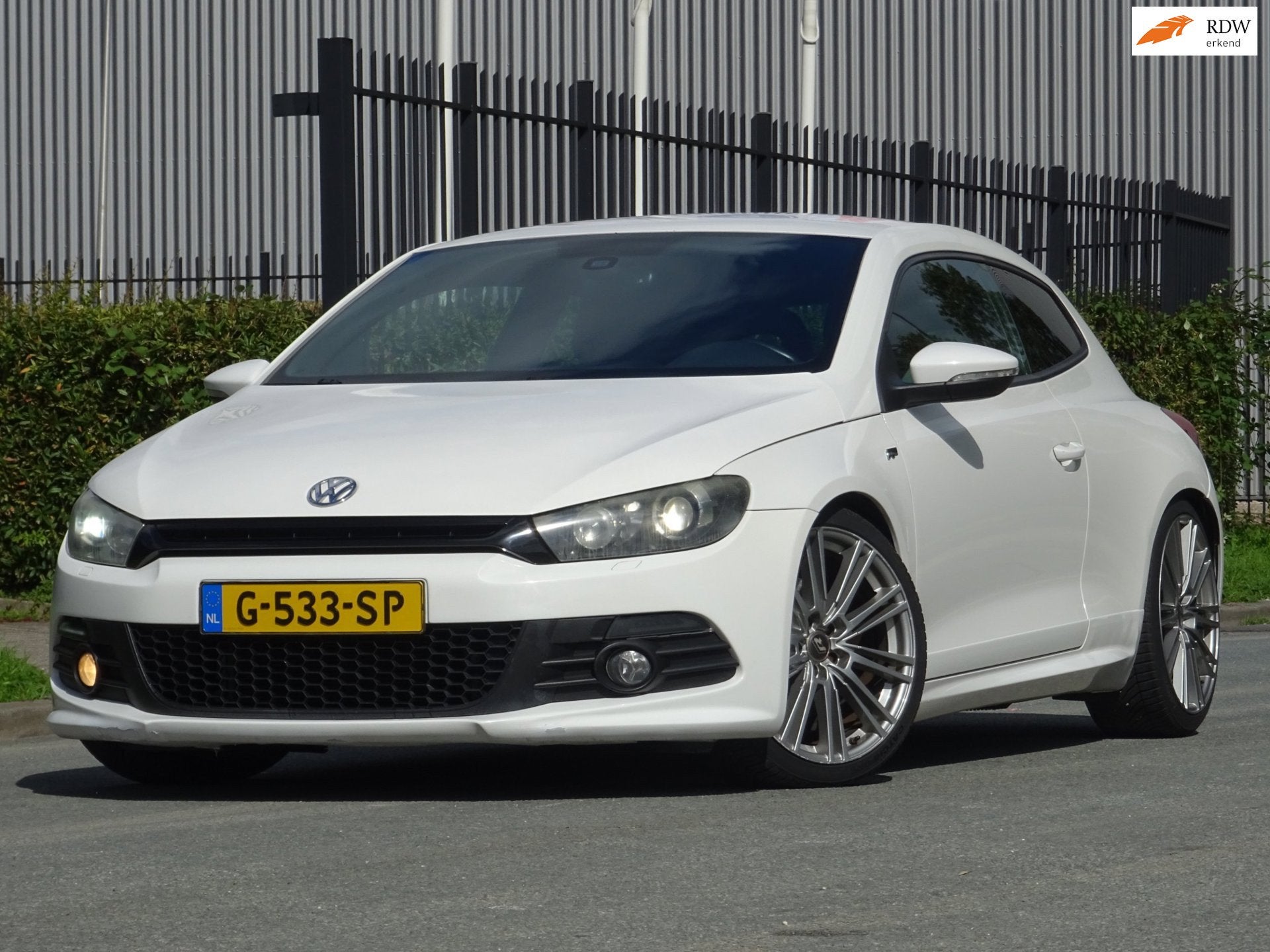 Volkswagen Scirocco 2.0 TSI R-LINE OETTINGER REMUS NAVI/PDC, Auto's, Voorwielaandrijving, Gebruikt, 1273 kg, 4 cilinders