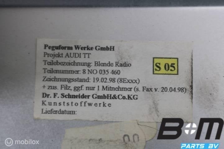 Afdekplaat radio Audi TT 8N Coupe 8N0035460A, Gebruikt