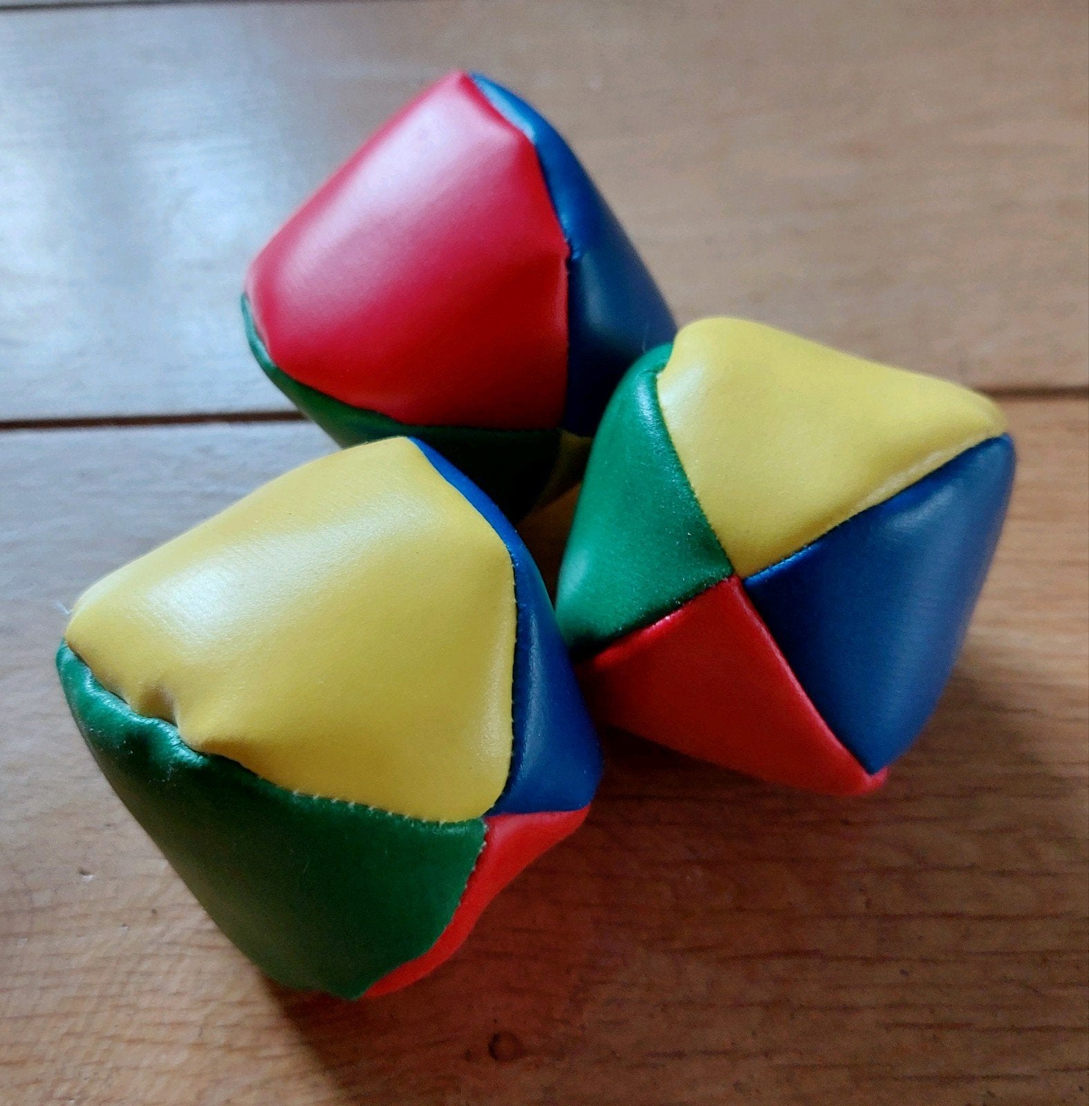 3 jongleerballen voor kinderen leer, Ophalen, Zo goed als nieuw, Ontdekken