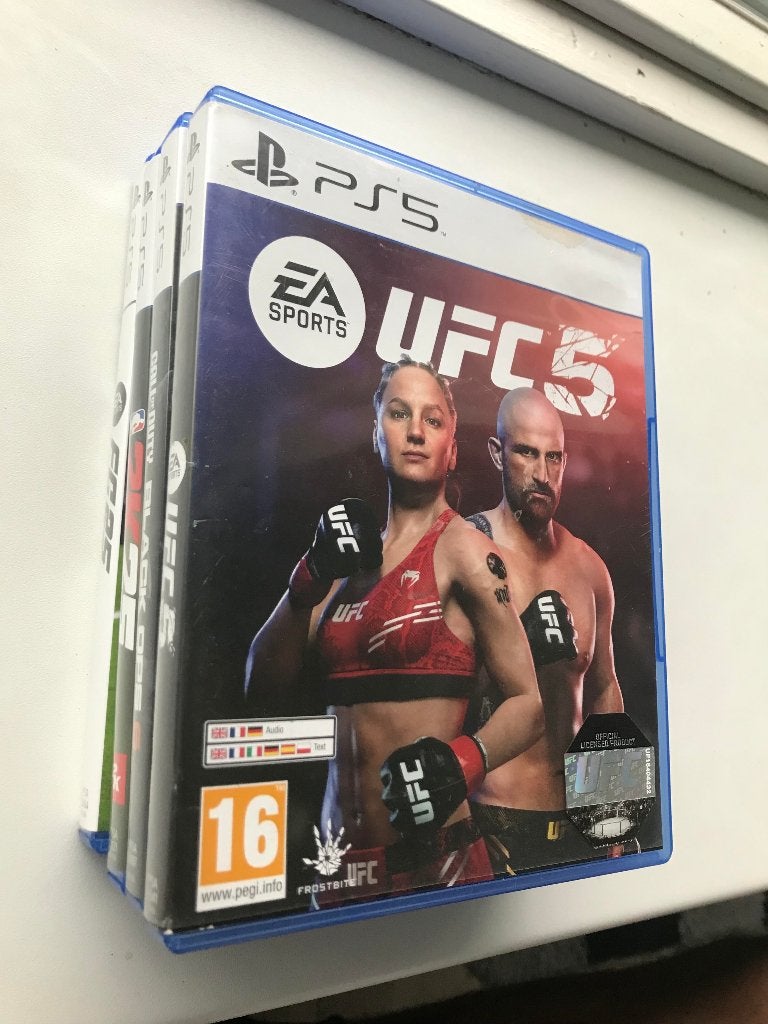 UFC 5 voor PS5 te koop ! Ophalen of verzenden kan allebei, Online, Virtual Reality, Ophalen of Verzenden, Zo goed als nieuw
