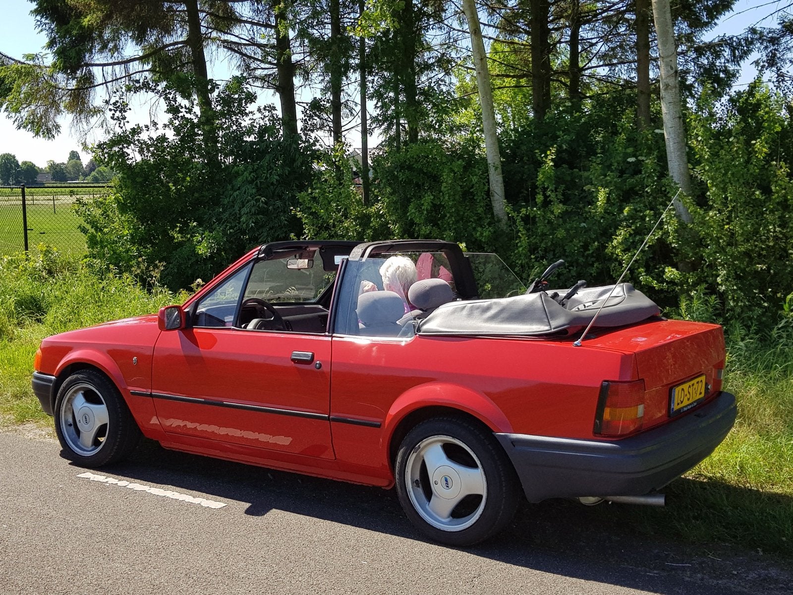 Ford escort 1400 cabrio, Auto's, Escort, Particulier, Te koop