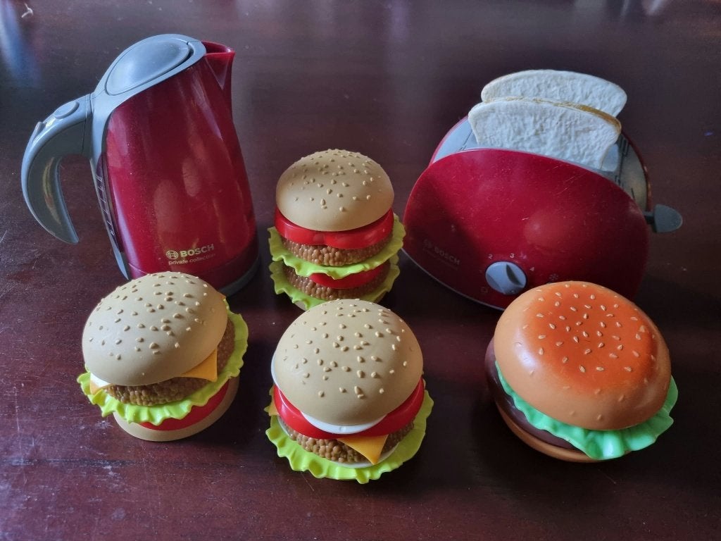 Waterkoker, broodrooster en lekker eten, Ophalen of Verzenden, Zo goed als nieuw, Jongen of Meisje