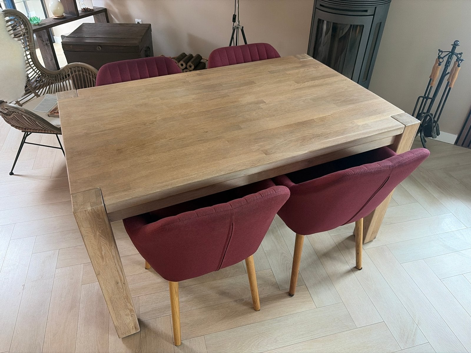Robuuste eikenhouten eettafel met 4 stoelen, Huis en Inrichting, Tafels | Eettafels, Ophalen, 100 tot 150 cm, Eikenhout, Zo goed als nieuw