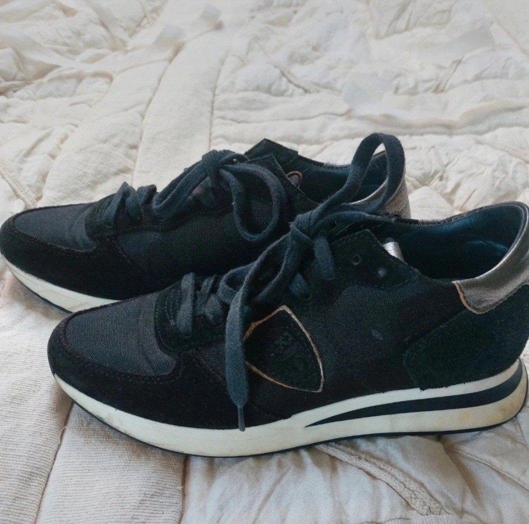 Mooie zwarte Philippe Model sneakers, Kleding | Dames, Ophalen of Verzenden, Zo goed als nieuw, Zwart, Sneakers of Gympen