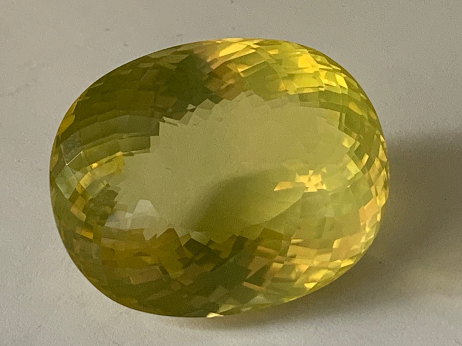 Grote lemon quartz 145,09 crt met certificaat, Ophalen of Verzenden, Zo goed als nieuw