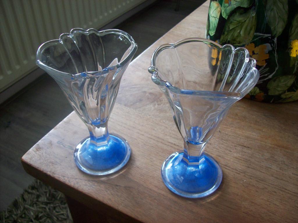 glazen ijscoupes tesamen 0,50, Verzamelen, Glas en Borrelglaasjes, Ophalen, Zo goed als nieuw, Overige typen