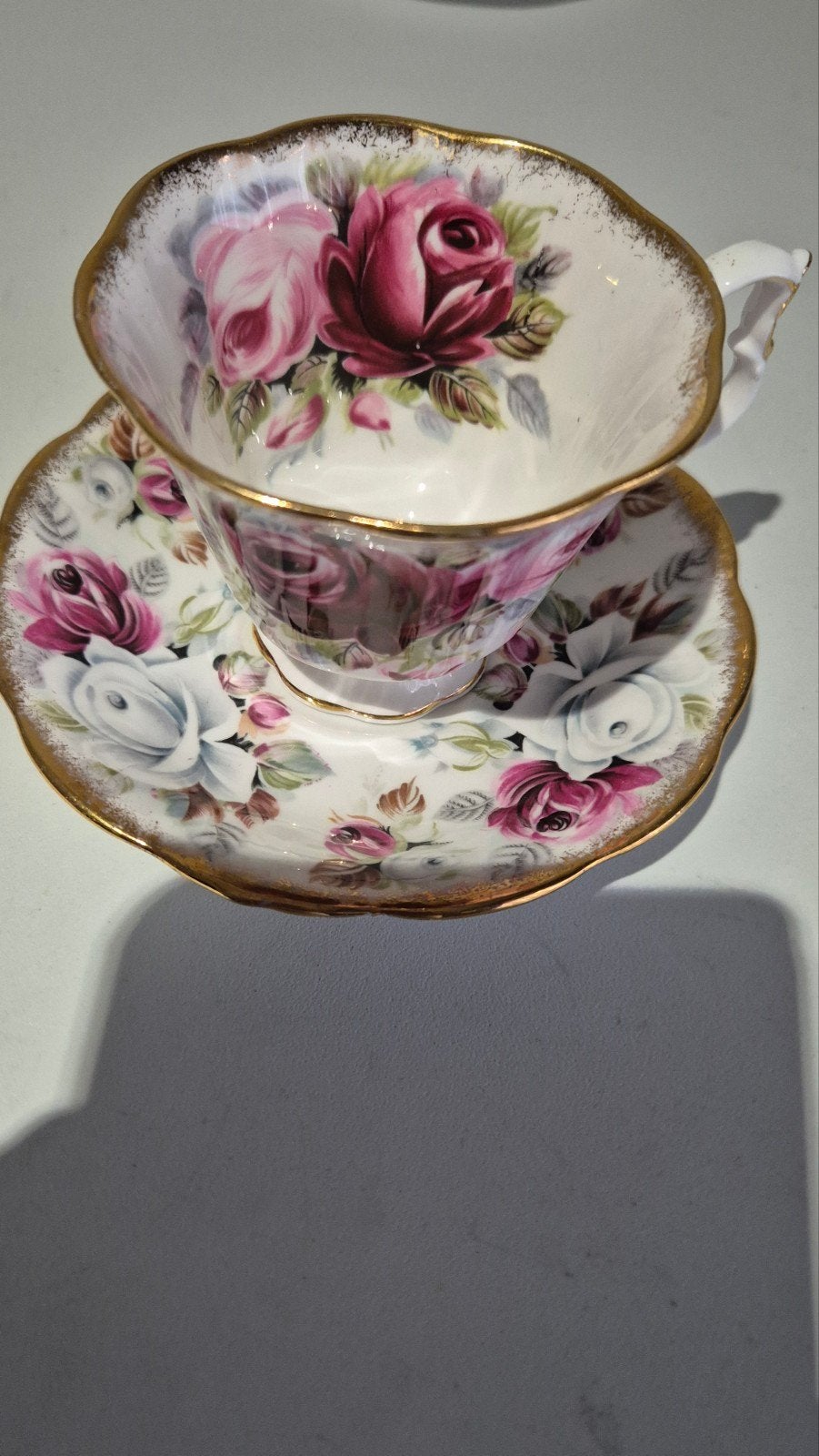 royal Albert, Antiek en Kunst, Ophalen of Verzenden