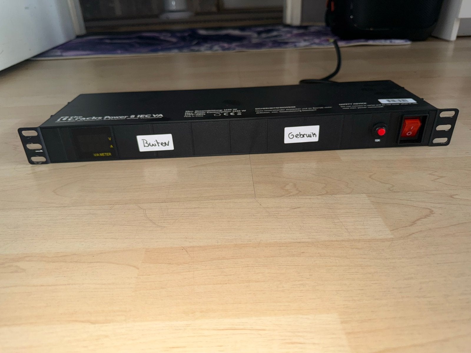 The Racks Power 8 IEC VA PDU - Gebruikt, Ophalen, Gebruikt