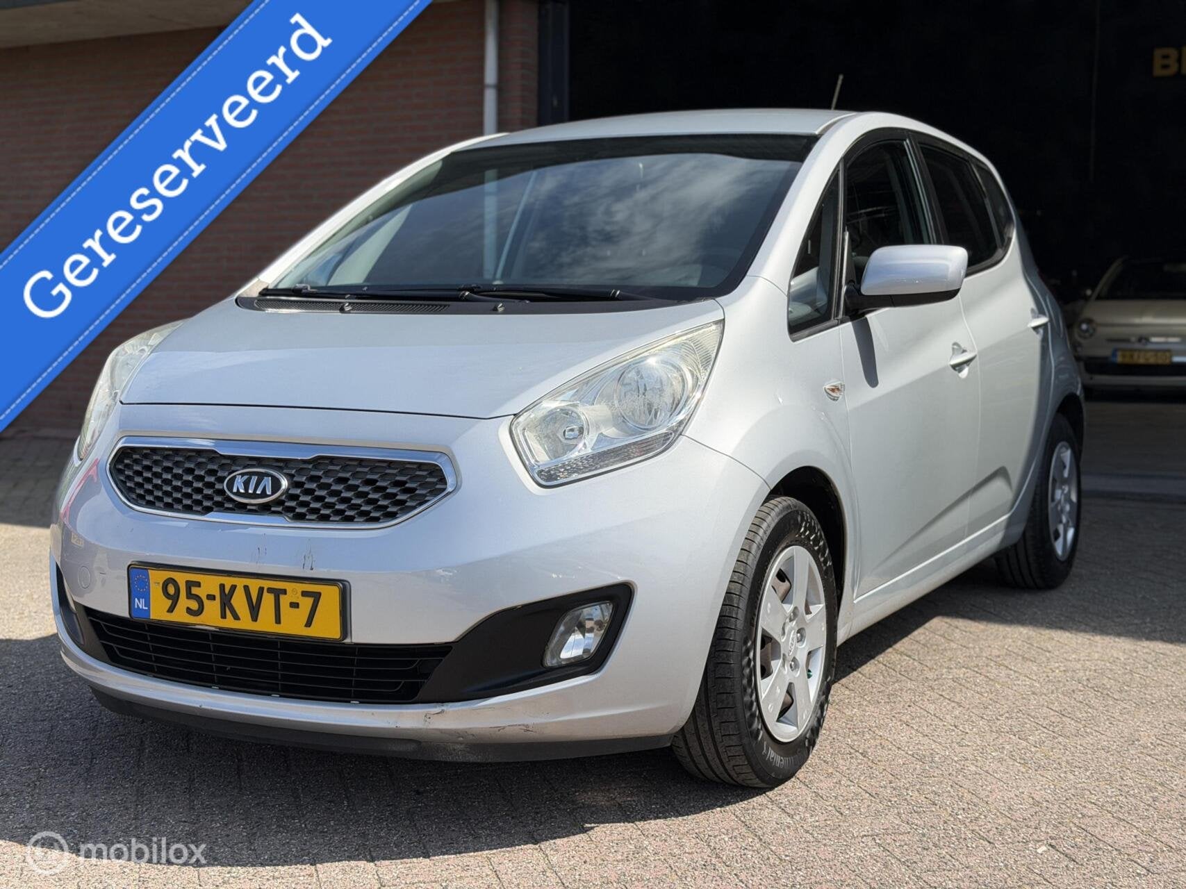 Kia Venga 1.6 CVVT X-ecutive AUTOMAAT|AIRCO|PDC|BOEKJES|NAP!, Euro 5, 4 cilinders, Parkeersensor, Origineel Nederlands