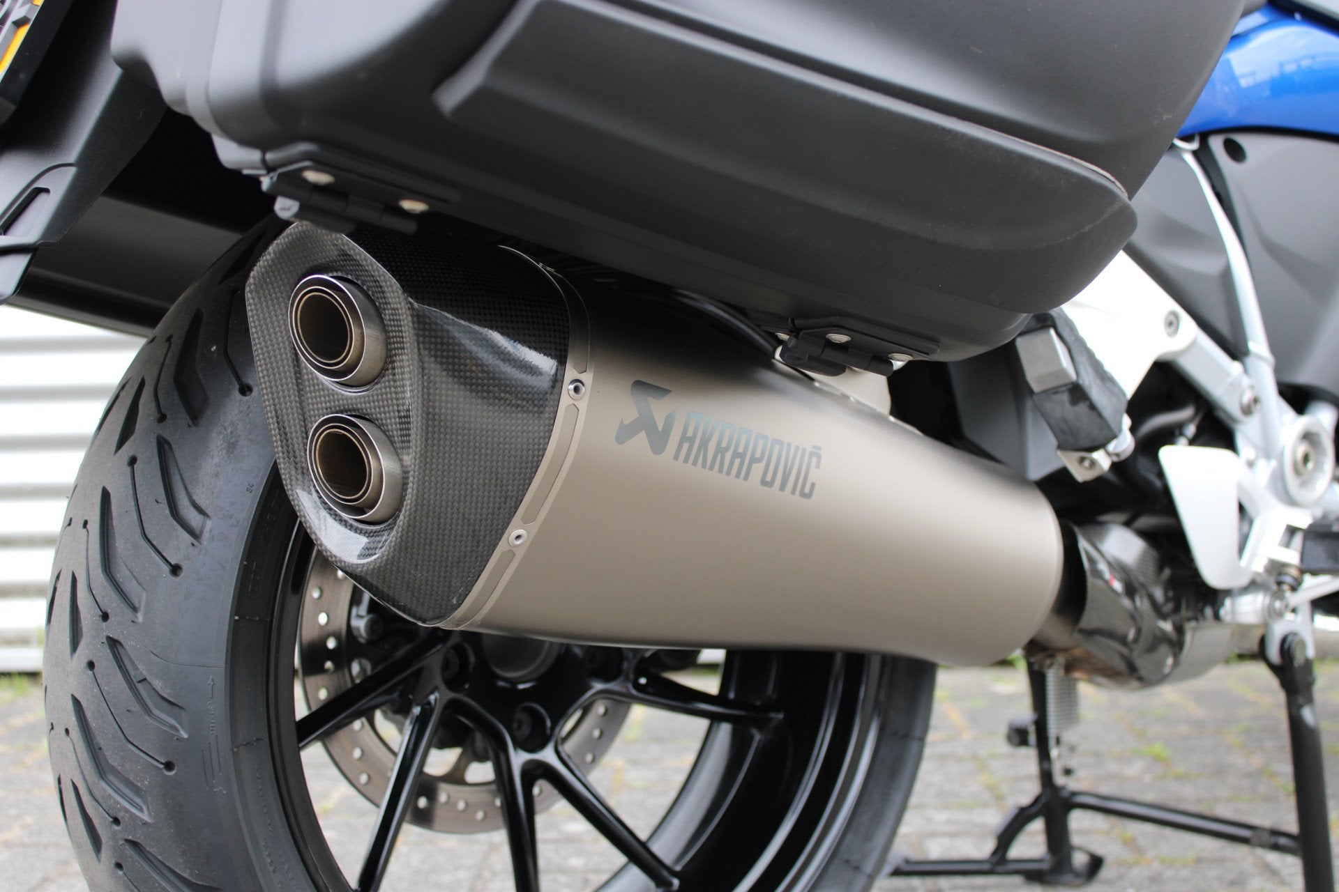 BMW R 1250 RT |1ste eigenaar |Akrapovic |Topkoffer, Traction Control, Verkoop.motorrad@oostland-enschede.nl, 1254 cc, Spaansland 10
7543BG  ENSCHEDE, NL