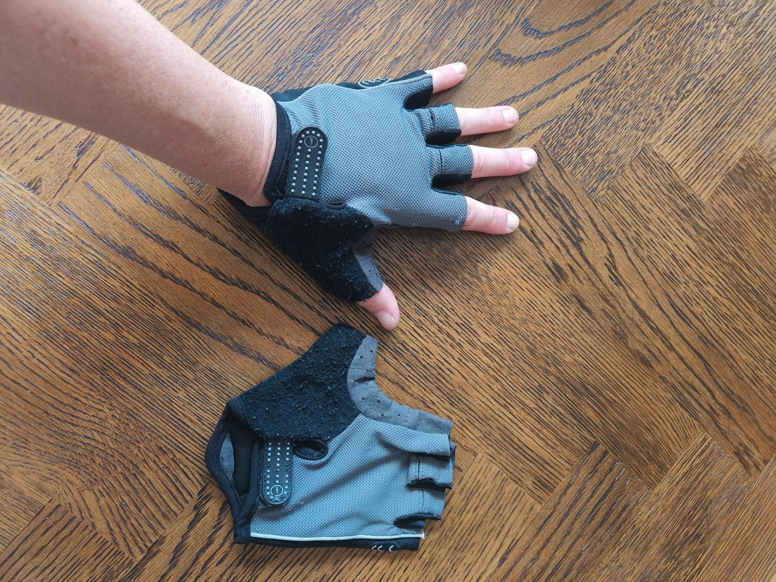 Handschoenen sport  maat M, Ophalen of Verzenden, Gebruikt