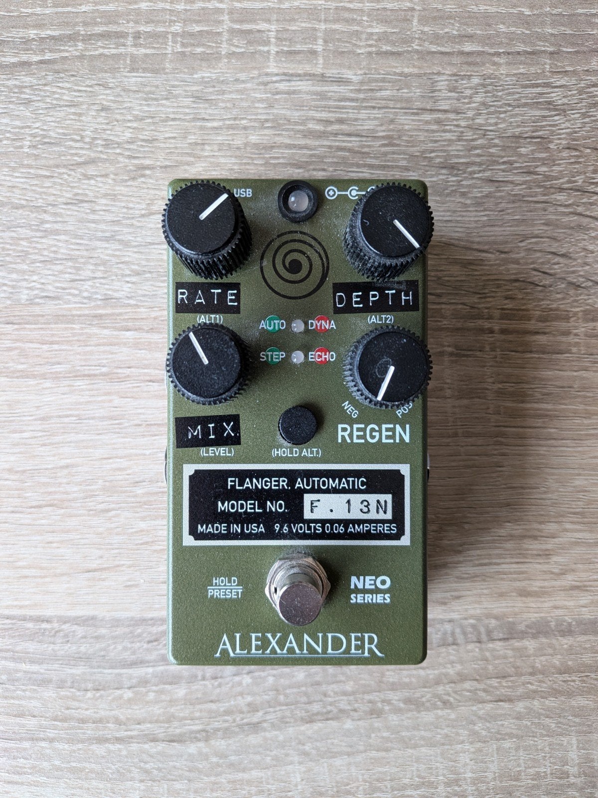 Alexander Pedals Neo F.13 Flanger, Muziek en Instrumenten, Effecten, Ophalen of Verzenden, Zo goed als nieuw, Overige typen