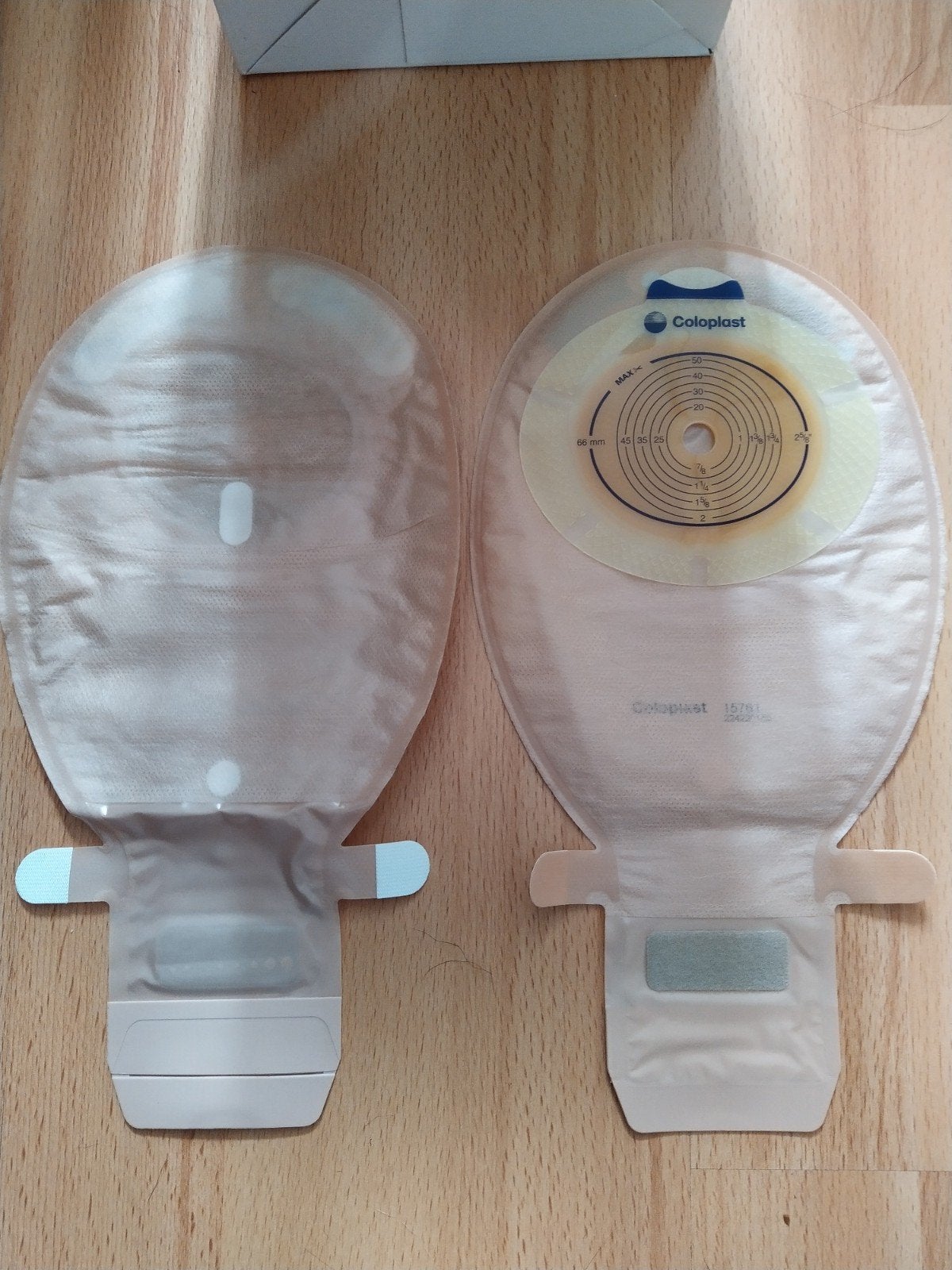Nieuwe stoma zakjes. Coloplast. Sensura. Beige. Midi., Ophalen of Verzenden, Nieuw