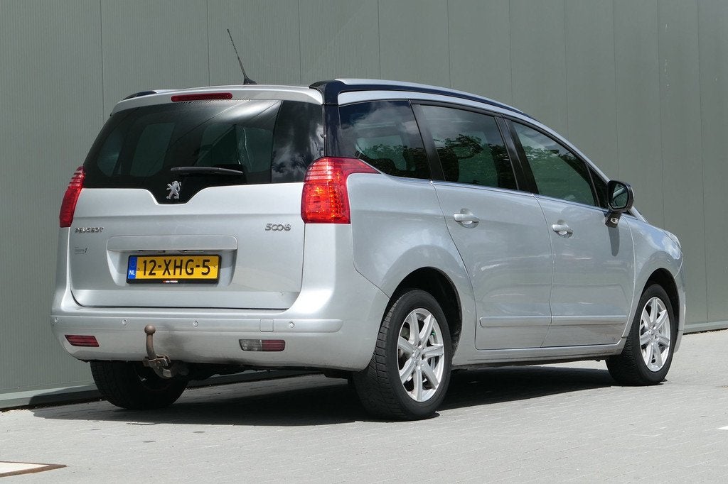 Peugeot 5008 1.6 THP Allure 5p. NAP Clima Cruise Pano, Auto's, Peugeot, Euro 5, Stof, Gebruikt, 1650 kg