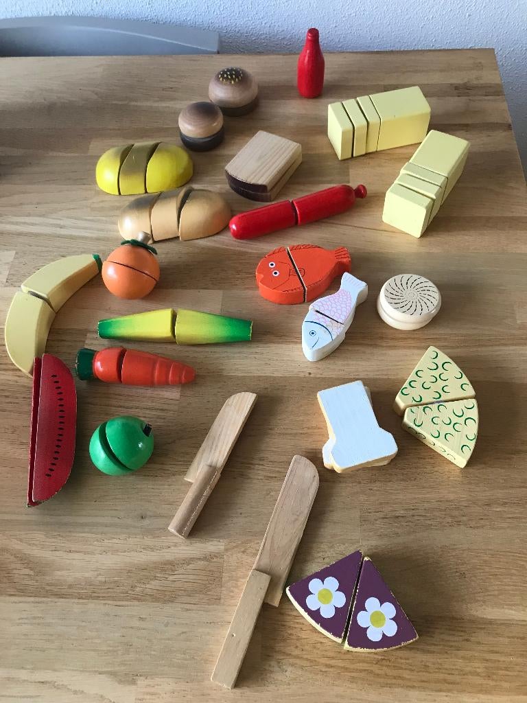 Leuke set houten etenswaar, Kinderen en Baby's, Speelgoed | Houten speelgoed, Ophalen of Verzenden, Zo goed als nieuw