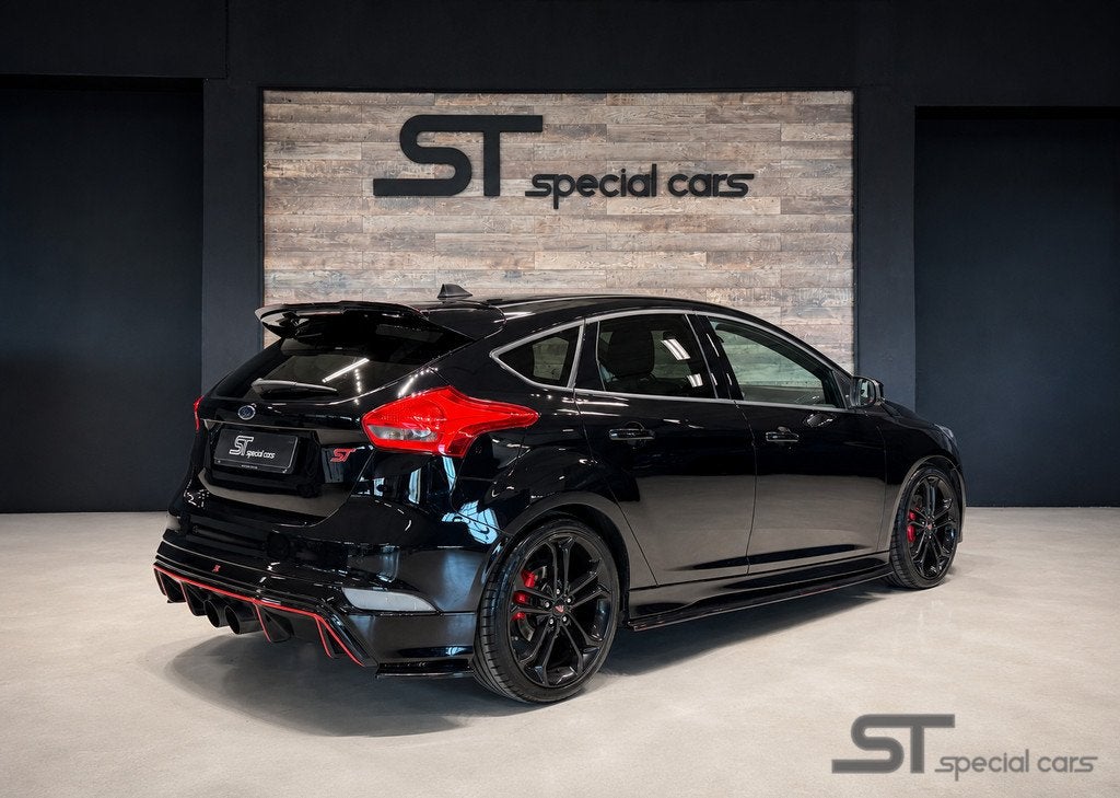 Ford Focus 2.0 ST2|Schuifdak|maxton|S. uitlaat, Auto's, Ford, 15 km/l, Gebruikt, Euro 6, 4 cilinders