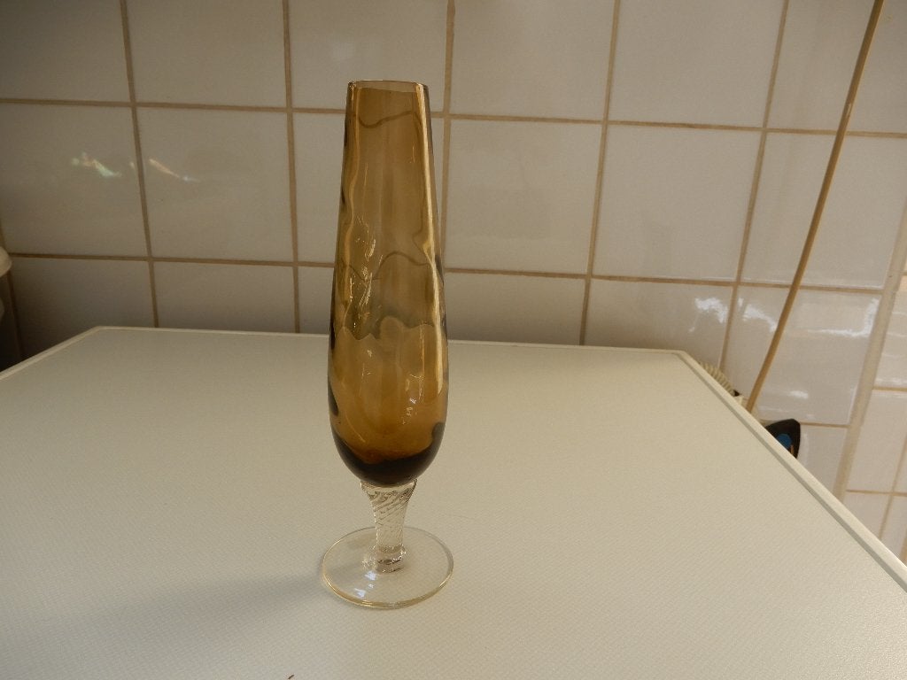 vaasje kristal, met mooie voet, oud, Ophalen of Verzenden