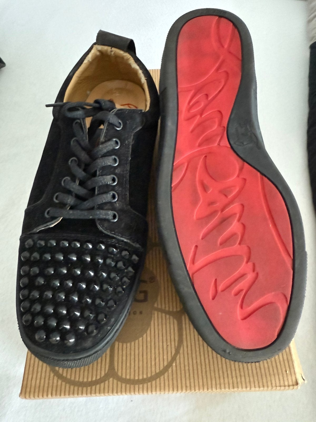 Christian Louboutin Junior Sneakers met Spikes - Maat 38, Zwart, Ophalen of Verzenden, Sneakers of Gympen, Zo goed als nieuw