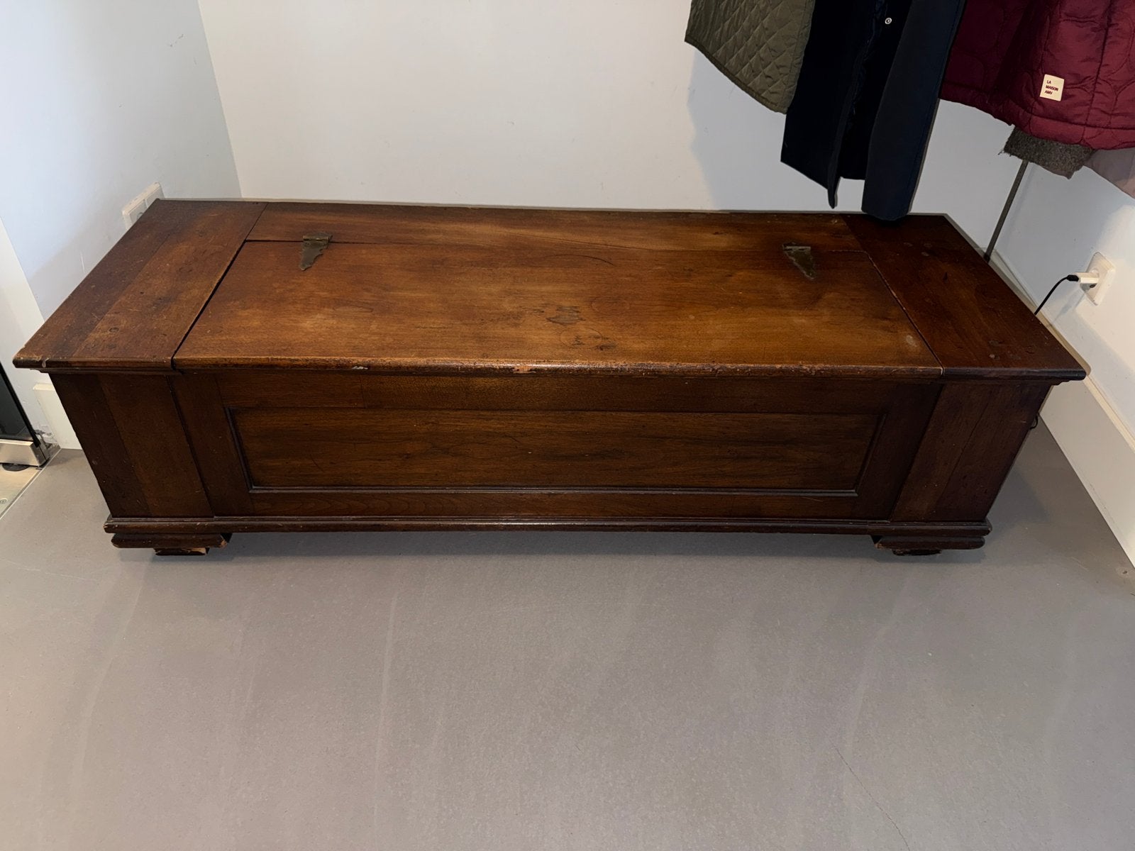 Antieke houten kist/bankje met opbergruimte, Ophalen