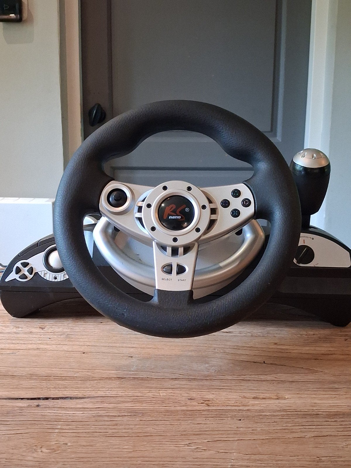 Nano rs racingstuur met pedalen, Ophalen of Verzenden, Zo goed als nieuw, Stuurtje of Sportattribuut, Xbox Original