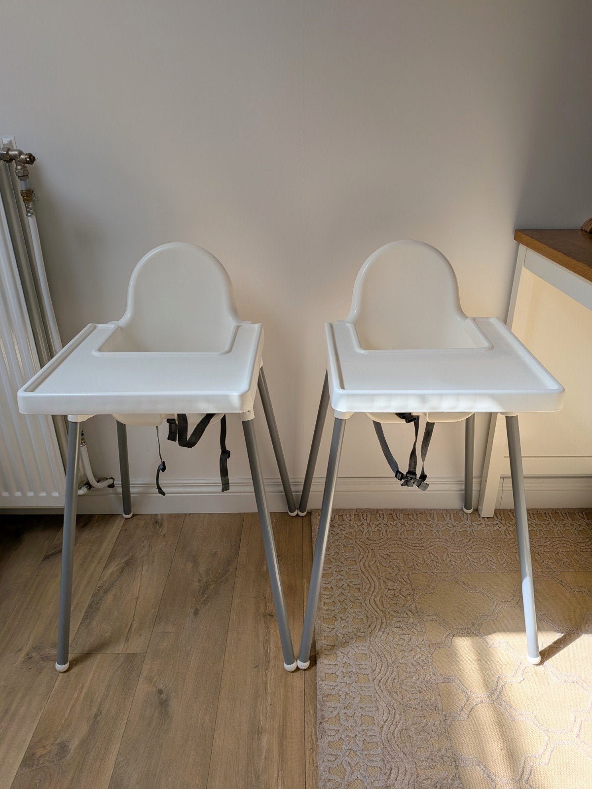 IKEA ANTILOP Twee kinderstoelen, Ophalen, Zo goed als nieuw, Overige typen, Gordel(s)