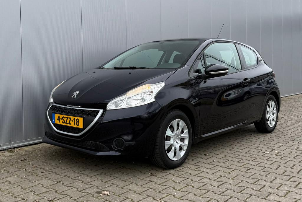 Peugeot 208 1.0 VTI  2014 * nieuwe Apk  57dkm Nap * Airco, Auto's, Voorwielaandrijving, 450 kg, 31 €/maand, Blauw
