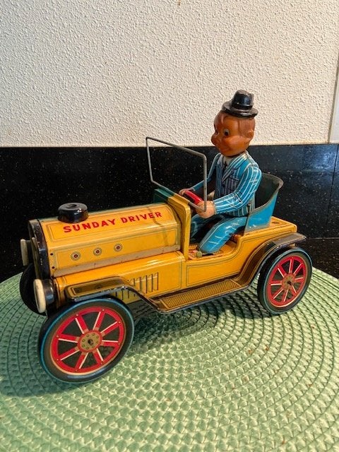 Sunday driver battery tin toy made by MT Japan jaren '60, Ophalen of Verzenden