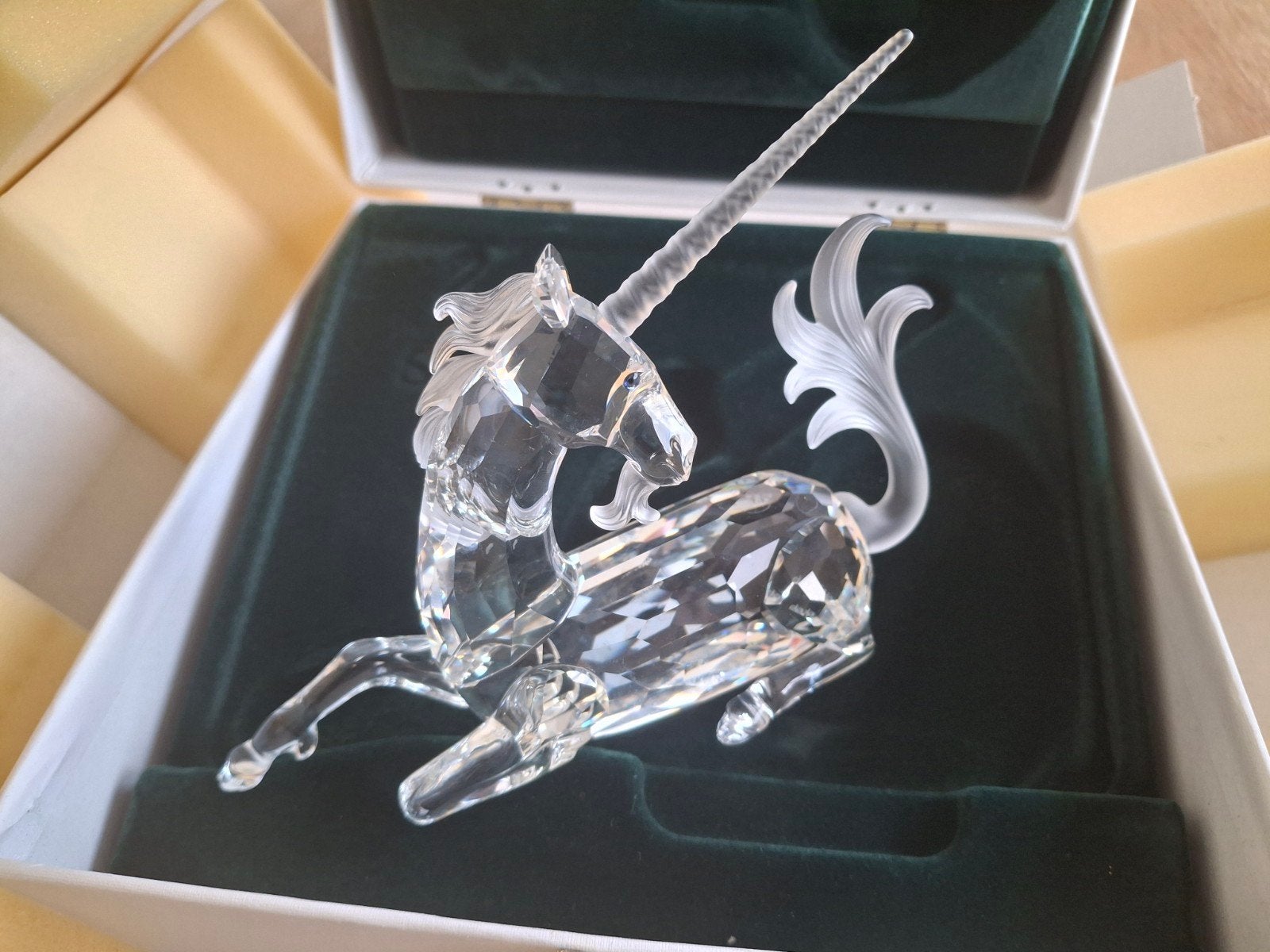 Unicorn swarovski in doos, Ophalen, Nieuw, Figuurtje