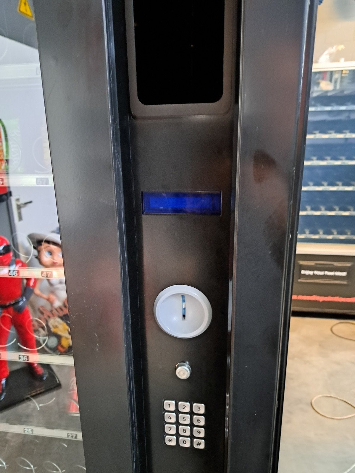 Vendo combi ( fris / snack)automaat gekoeld, Verzamelen, Automaten | Overige, Ophalen