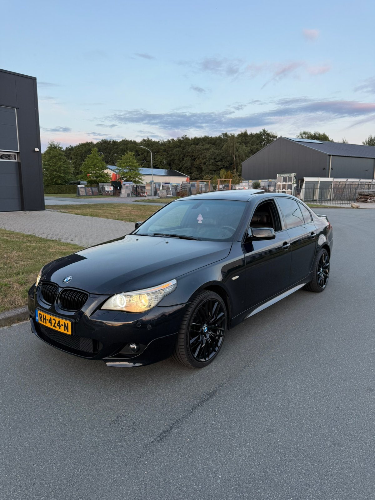 BMW 5-Serie 530i LCI Individual, Automaat, Leder, Vierwielaandrijving, Particulier
