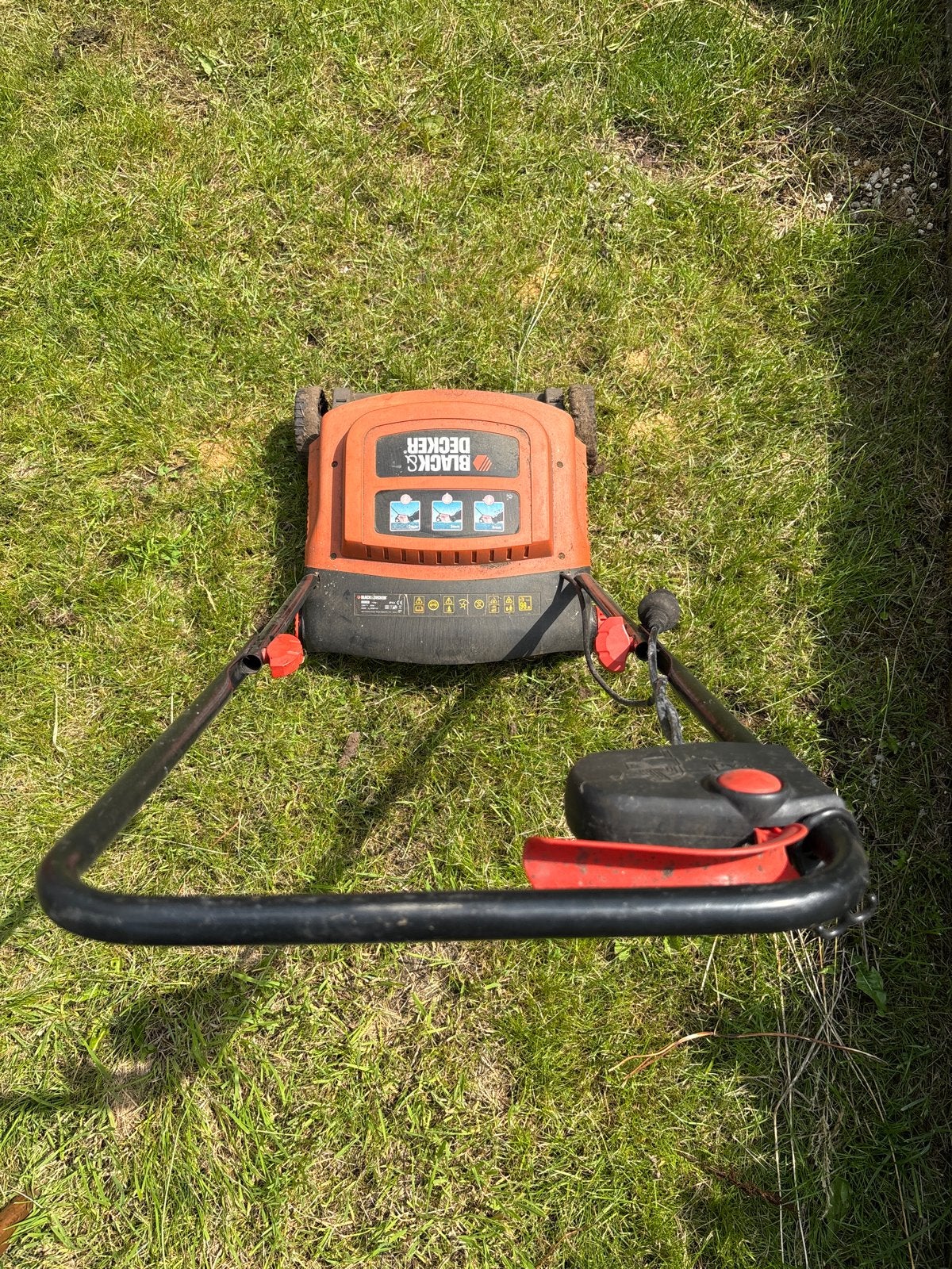 Black & Decker verticuteer machine, Ophalen, Gebruikt, Elektrisch