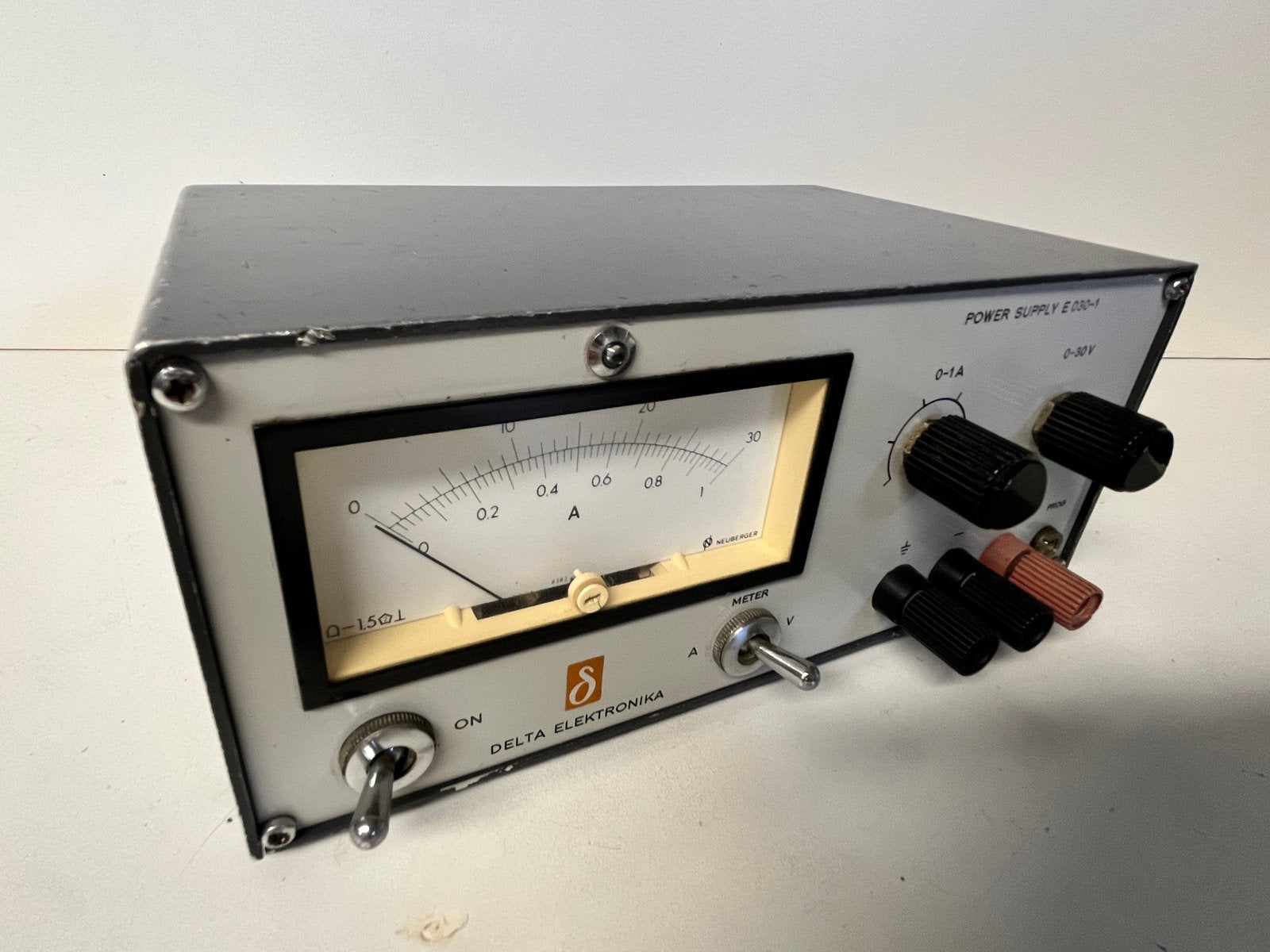 Delta Labvoeding E030-1 - 0-30V 0-1A - Originele staat, Ophalen of Verzenden, Overige typen