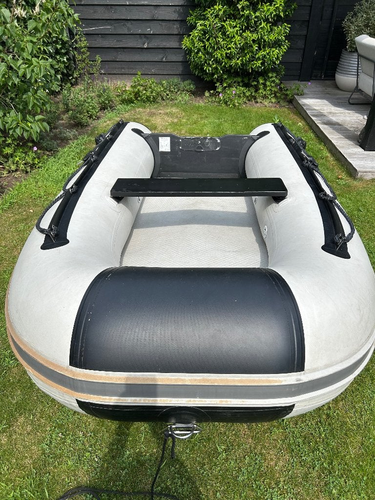 Opblaasbare boot Trident IB 290 met 4PK Tohatsu 4takt, Watersport en Boten, Gebruikt, PVC, 4 pk, Inclusief motor