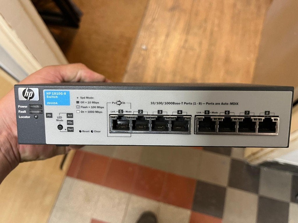 HP 1810g-8, Computers en Software, Netwerk switches, Ophalen of Verzenden, Zo goed als nieuw