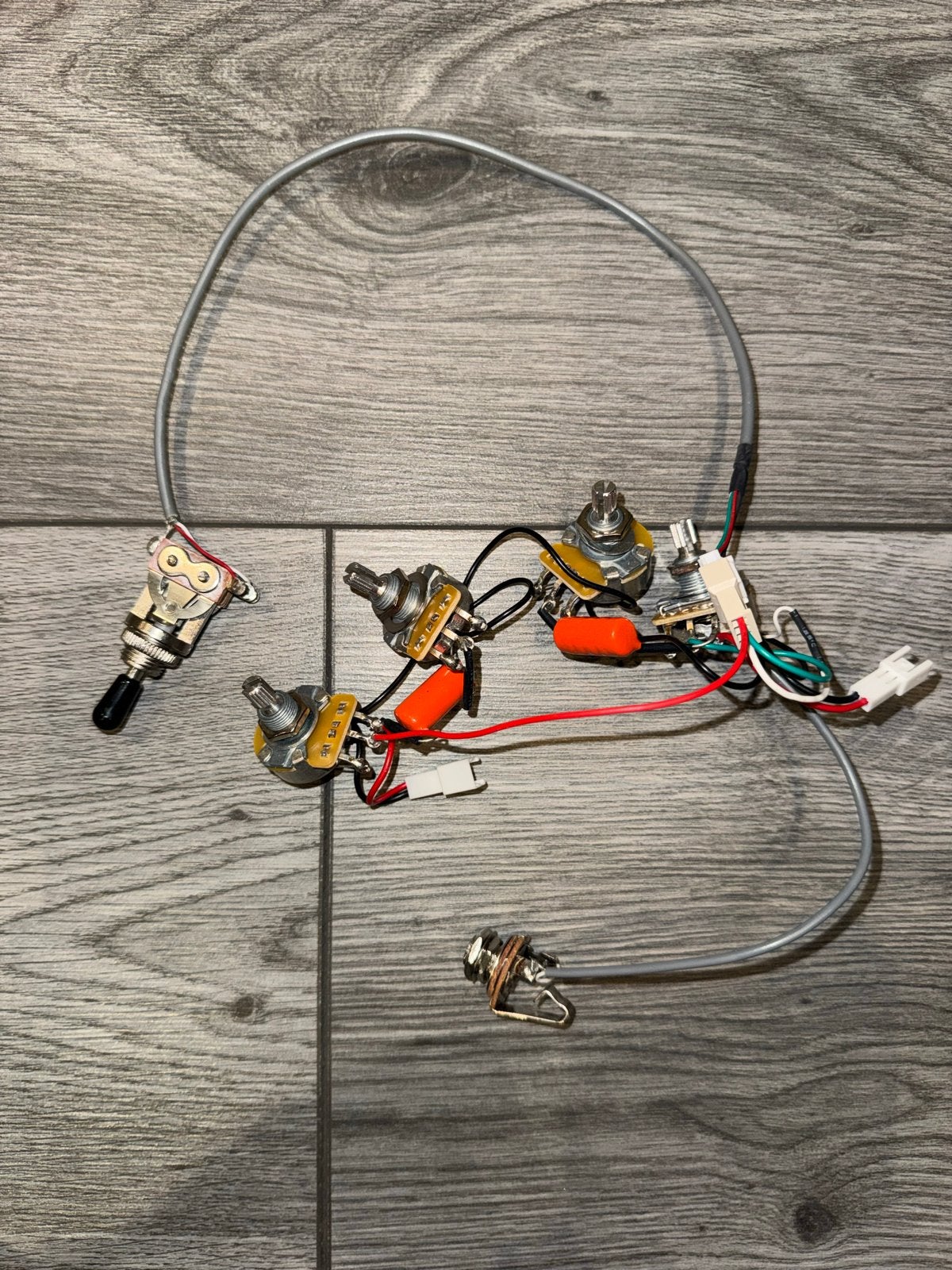 Gitaar bedradingsset met potmeters en schakelaar (Epiphone)