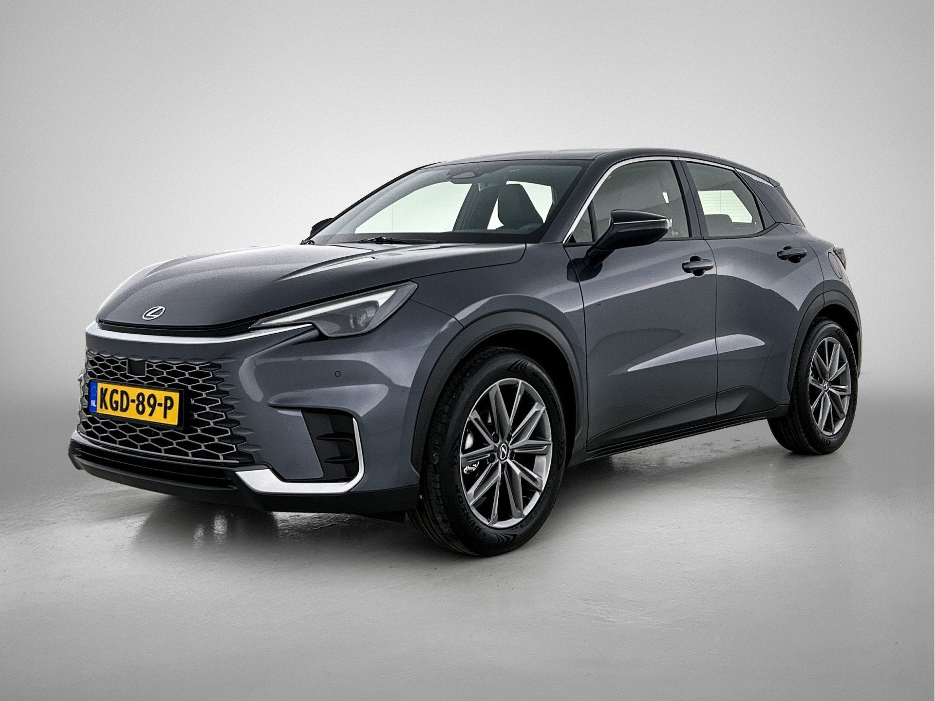 Lexus LBX Elegant 2WD | Tech Pack | Direct Leverbaar | Nieuw, Auto's, Lexus, 136 pk, Gebruikt, Bedrijf, 650 kg