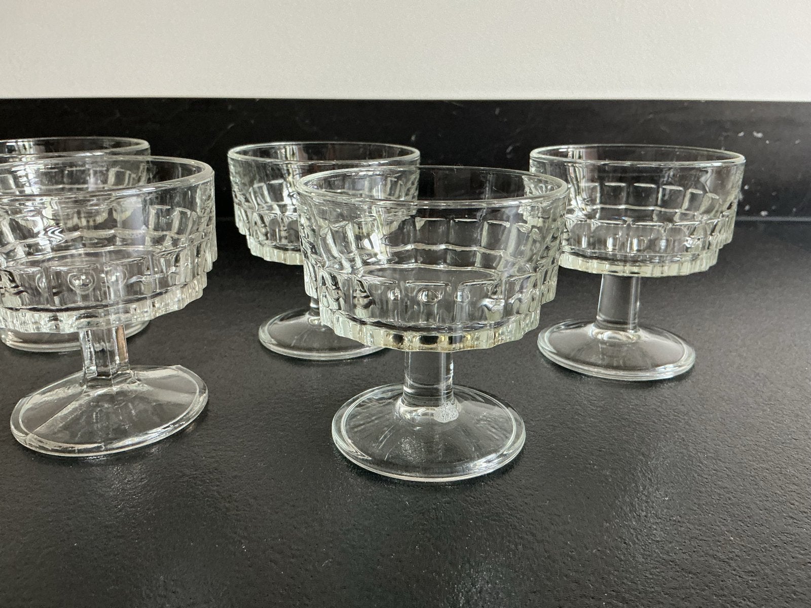Vintage Franse kristallen coupes Cristal d’Argues Louvre, Antiek en Kunst, Antiek | Glas en Kristal, Ophalen of Verzenden