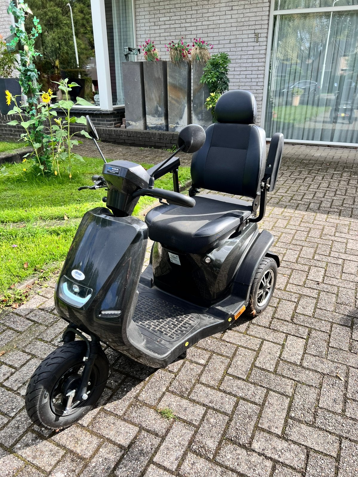 IVA Z1000 Scootmobiel, Diversen, Zo goed als nieuw, 16 km/u of meer, 46 km of meer, Ophalen