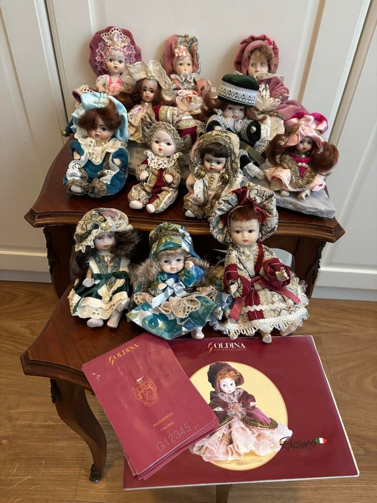 Goldina Poppen Collectie - Vintage Porseleinen Poppen, Ophalen of Verzenden, Zo goed als nieuw, Pop