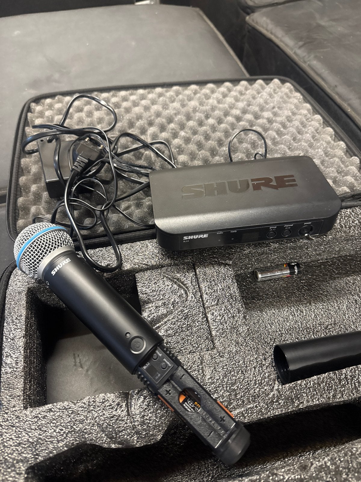 Shure BLX4 draadloze microfoon set in stevige tas, Ophalen of Verzenden, Gebruikt, Zangmicrofoon, Draadloos