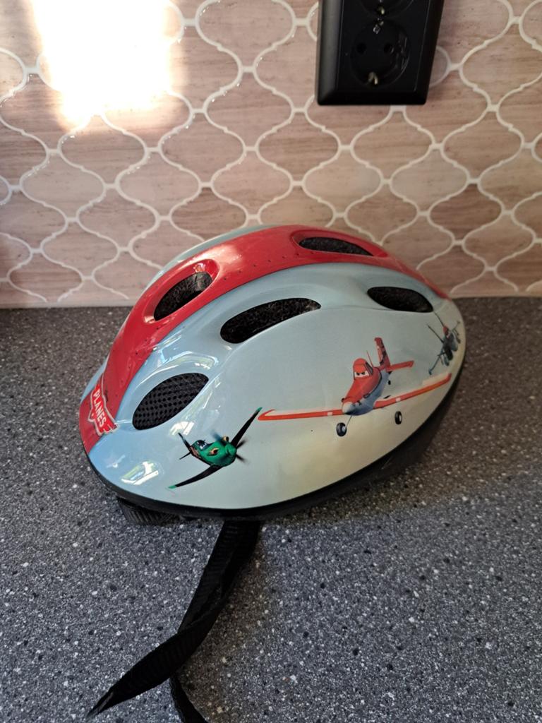 Disney Planes Fietshelm Maat M (52-56cm) - Zo goed als nieuw, Disney, M, Jongen of Meisje, Ophalen of Verzenden