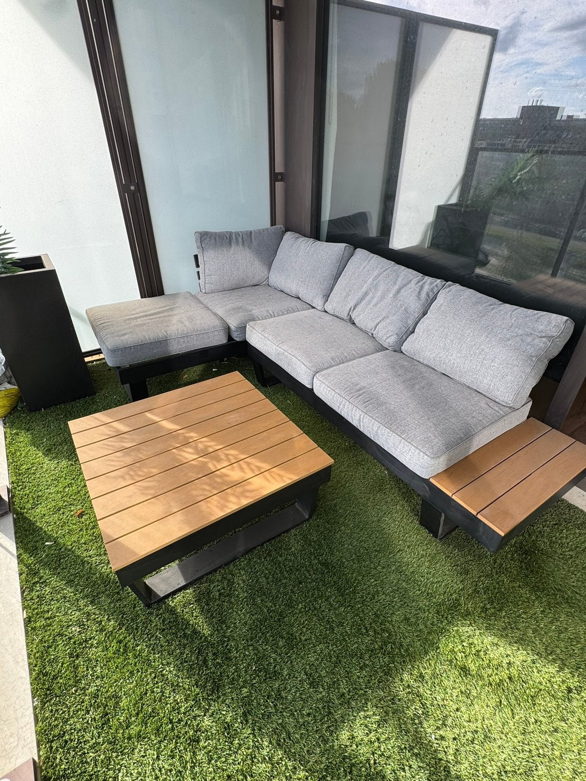 Alora loungeset – 2-zits longchair + loungetafel, Tuin en Terras, Ophalen, Gebruikt, 3 zitplaatsen, Aluminium